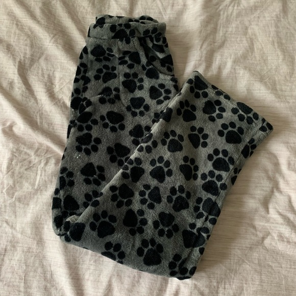 Youth PJ pants, Very soft, easily washable, bear paw print - Picture 1 of 1
